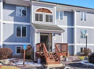 330 Sunderland Rd UNIT 14, Worcester, MA 01604