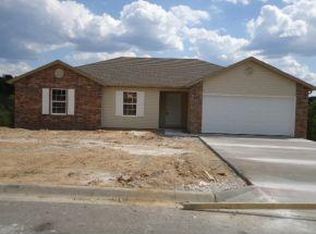 541 Amber Ave, Hollister, MO 65672
