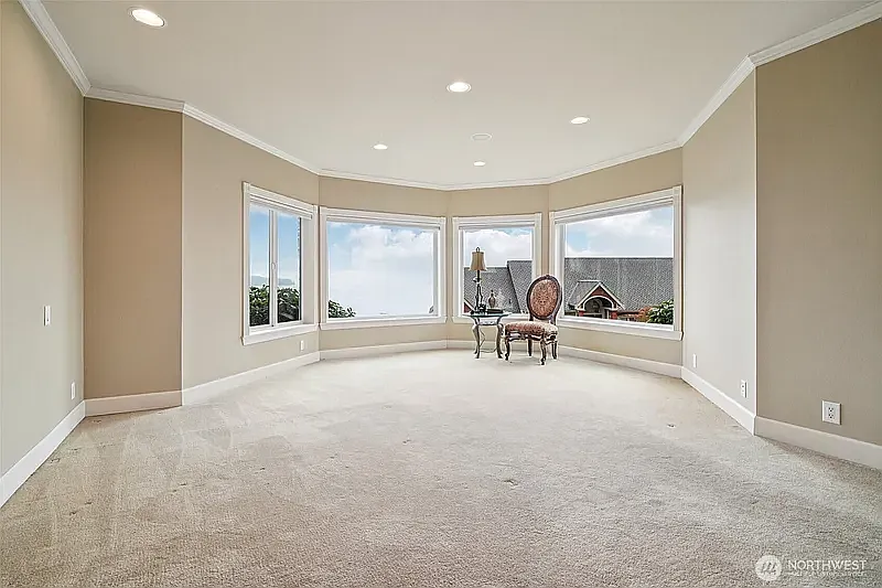 2 bed, 2.5 bath, 1725 sqft, $2,995 — Photo 2