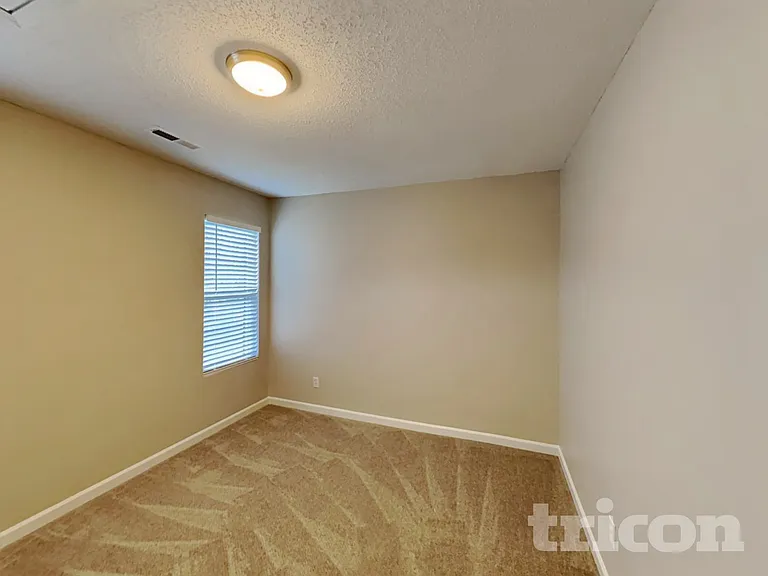 320 Stone Meadow Dr — Photo 14
