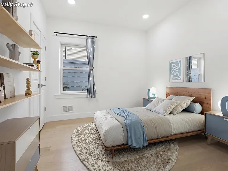 131 Zabriskie St — Photo 8