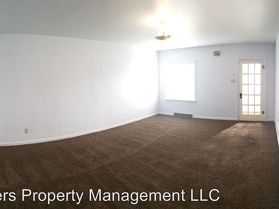 2nd image of 423 Idaho St