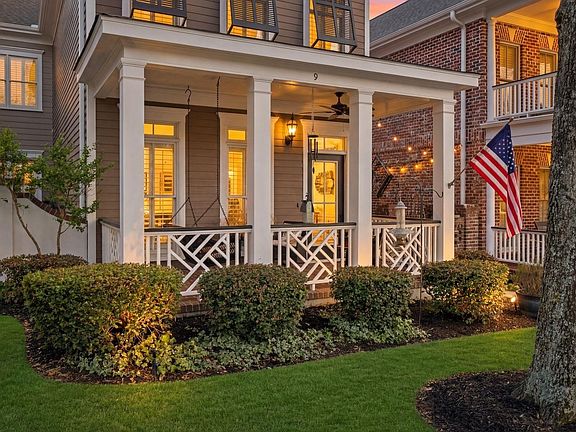 5th image of 9 Rivoli Ln