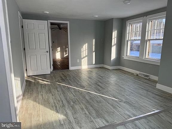 5th image of 1573 S Delsea Dr