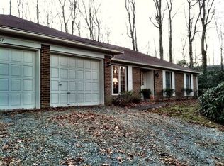 107 Hawthorne Ln, Boone, NC 28607