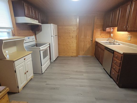 2nd image of 354 Garfield Ave #1/5