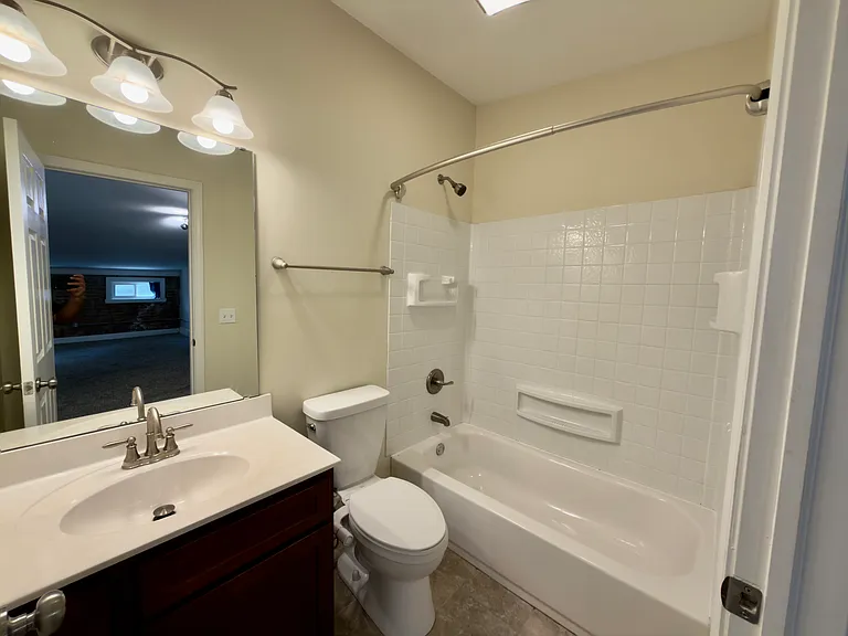 814 Main St #4A — Photo 5