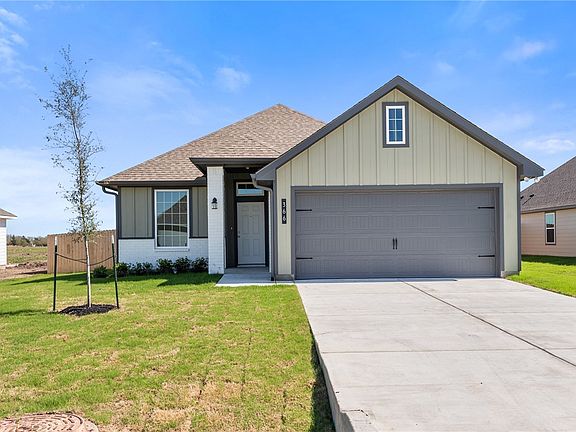 2nd image of 366 Harvest Lake Dr