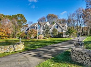 18 Meadow Woods Rd, Seymour, CT 06483