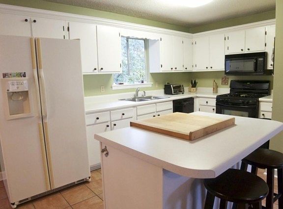 3rd image of 5730 Taggart Dr #45