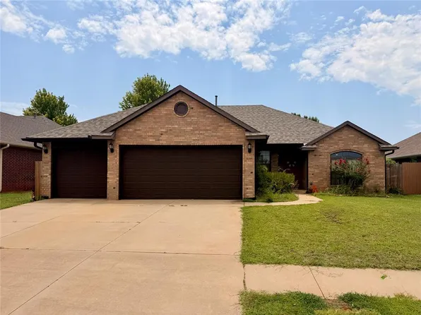 2708 NW 168th St, Edmond, OK 73012
