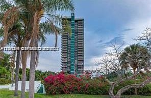 2nd image of 780 NE 69th St APT 1406