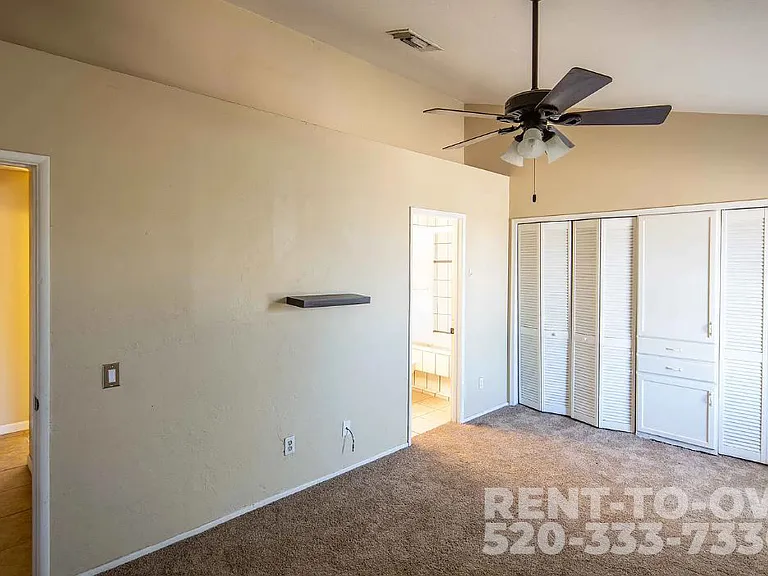 8661 N Newhill Ave — Photo 9