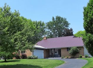 706 Stinson Dr, Columbus, OH 43214