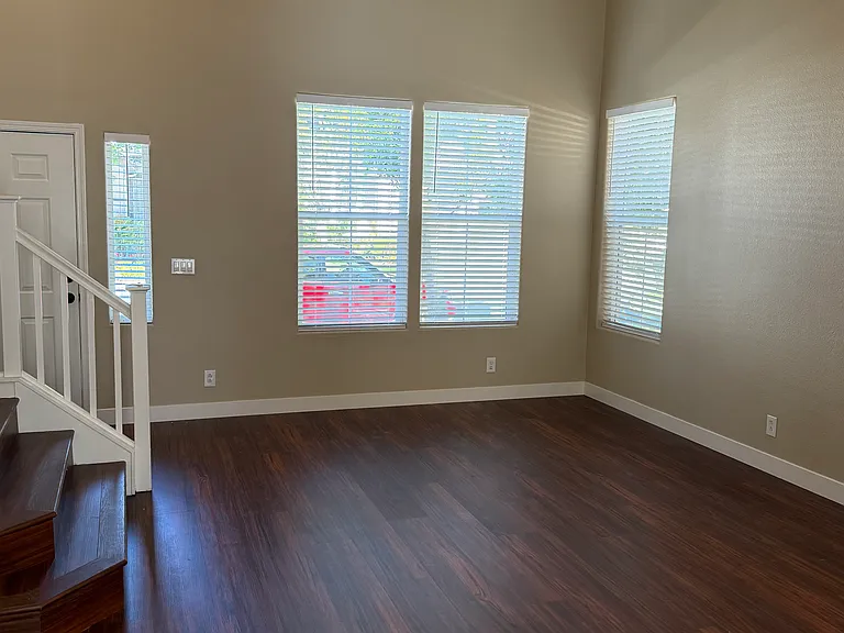 8922 Del Rio Cir — Photo 75