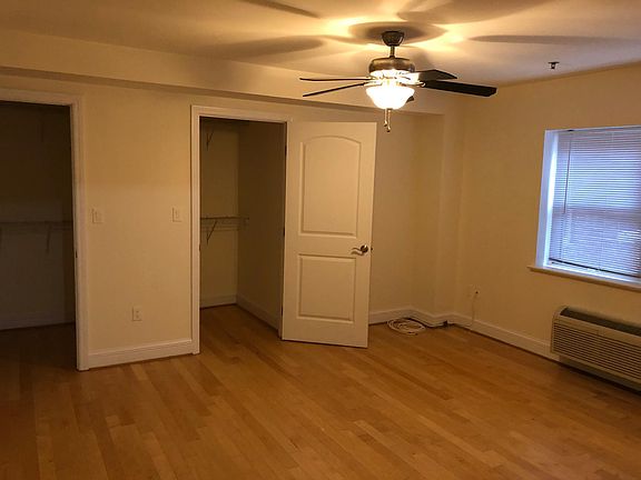 3rd image of 70 S Munn Ave APT 407