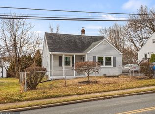 1905 Dutton Mill Rd, Aston, PA 19014