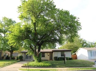 2601 Anderson St, Irving, TX 75062