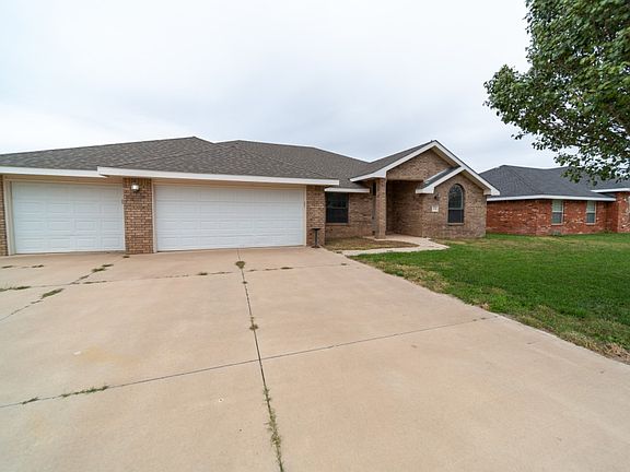 2nd image of 324 Olive Dr