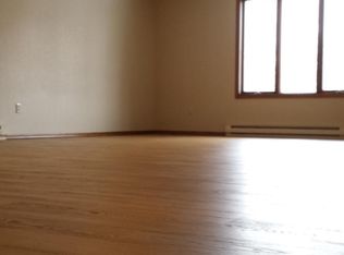 942 Shamrock Ct, Kaukauna, WI 54130