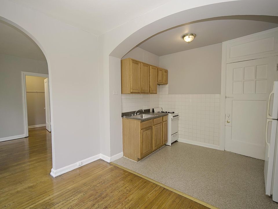 1st image of 1347 W Estes Ave #P4