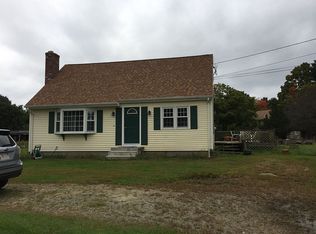 2 Indian Ln, Rehoboth, MA 02769