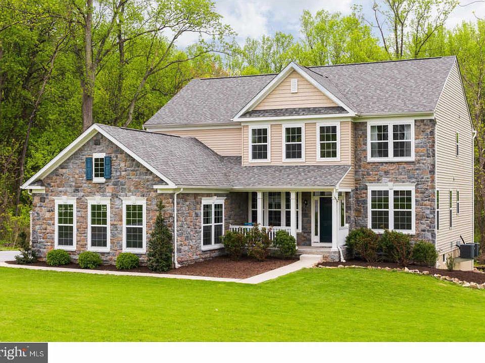 1st image of 49 Butterworth Ct