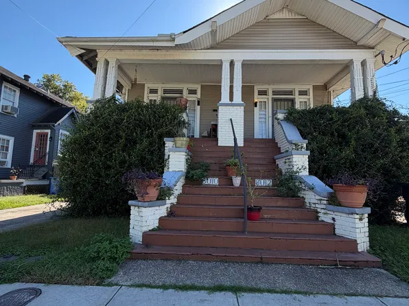 8012 Sycamore St, New Orleans, LA 70118