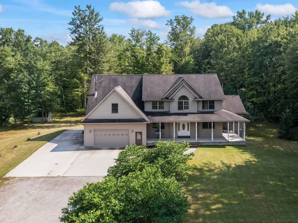 7305 Lindsey Rd, China, MI 48054