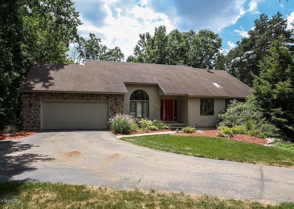 1st image of 7650 Pine Park Dr SE