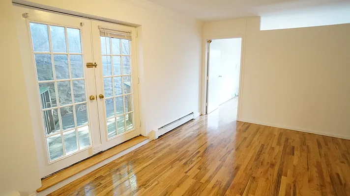 Rented by Karten & Lowe New York Real Estate LLC | media 59