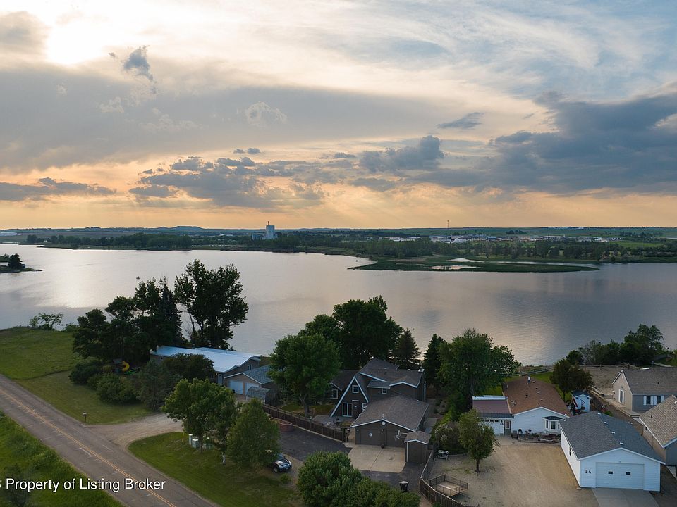 25 Patterson Lake Dr, Dickinson, ND 58601 MLS 23648 Zillow
