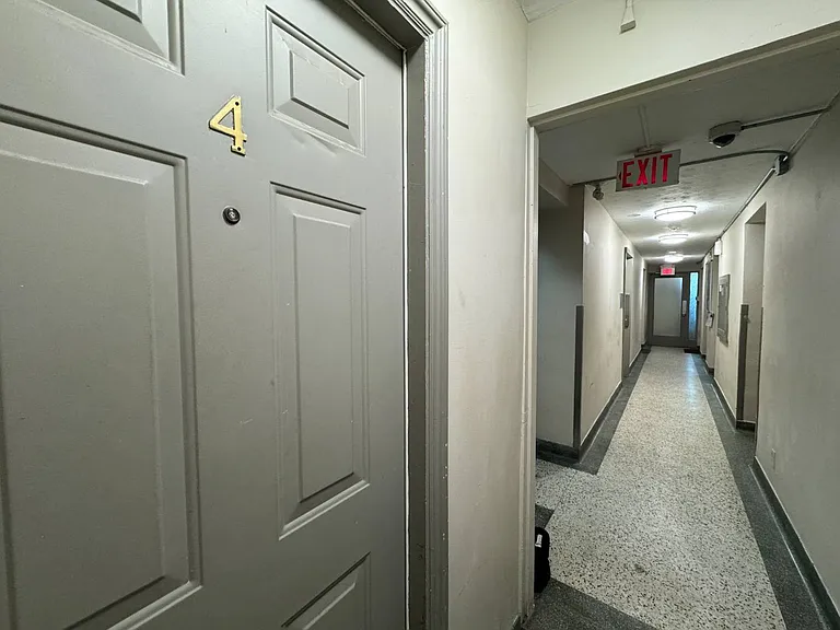 140 Springhurst Ave #U4 — Photo 11