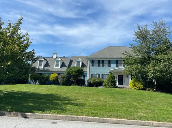 5201 Stansfield Dr, Zionsville, PA 18092