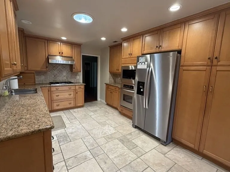 3040 Orange Ave — Photo 8