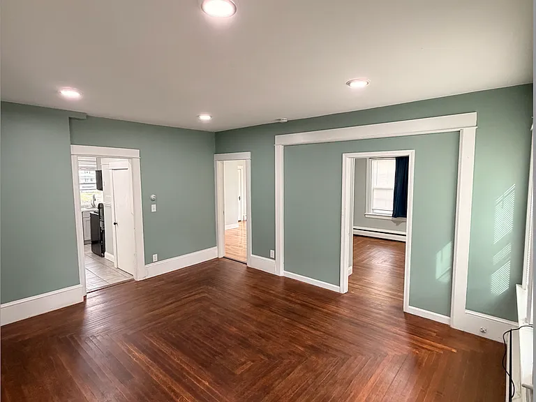 166 Nursery Ave #1 — Photo 3