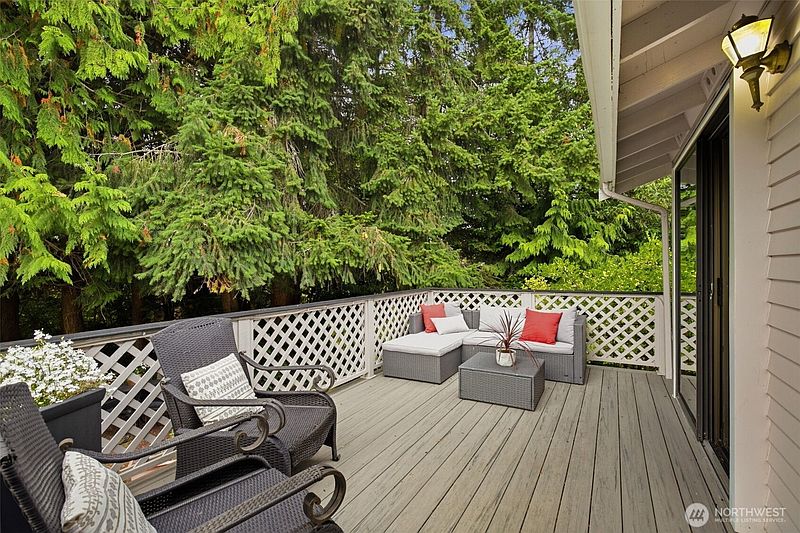 5th image of 24849 13th Avenue S