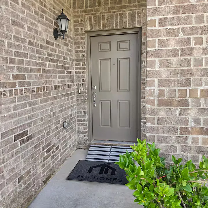 1144 Birchwood Dr