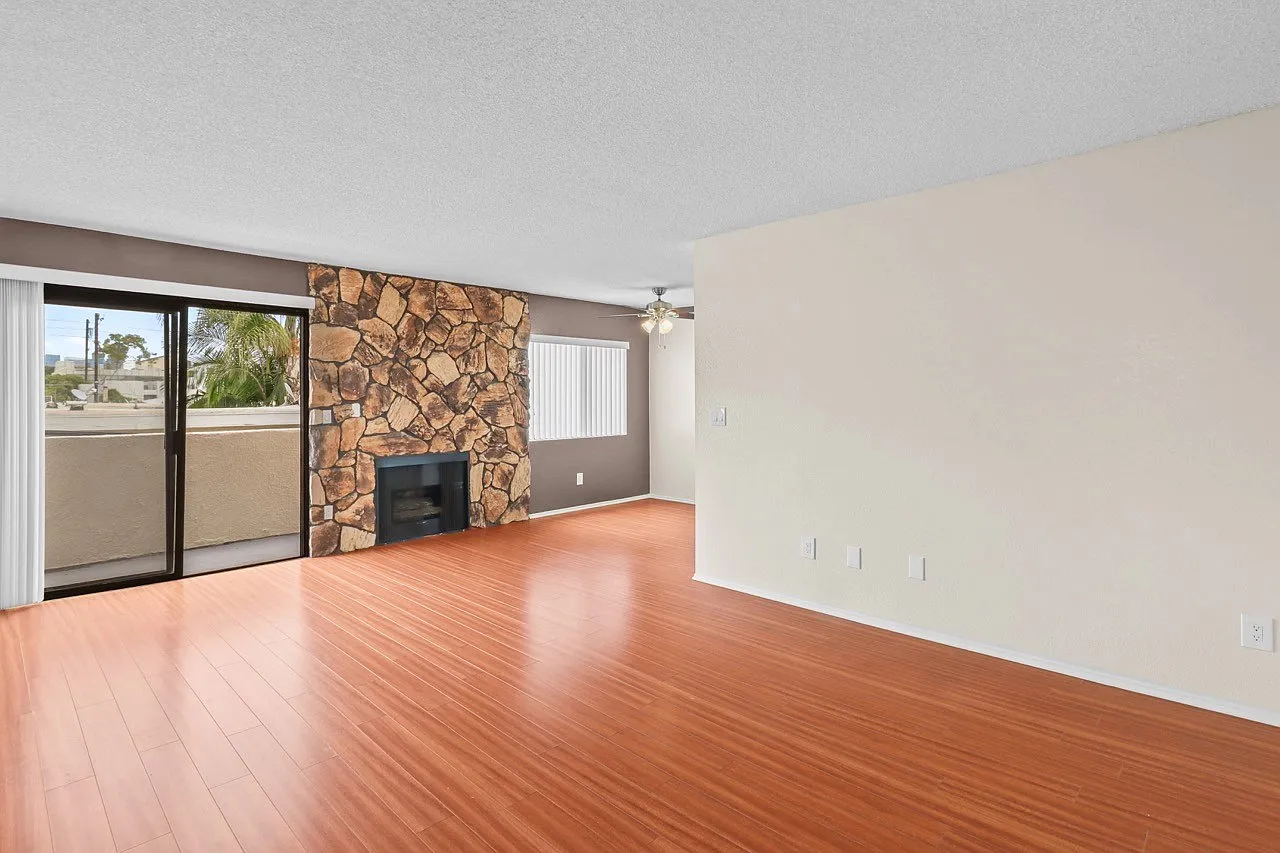 2 bed, 2.0 bath, $2,950 — Photo 1