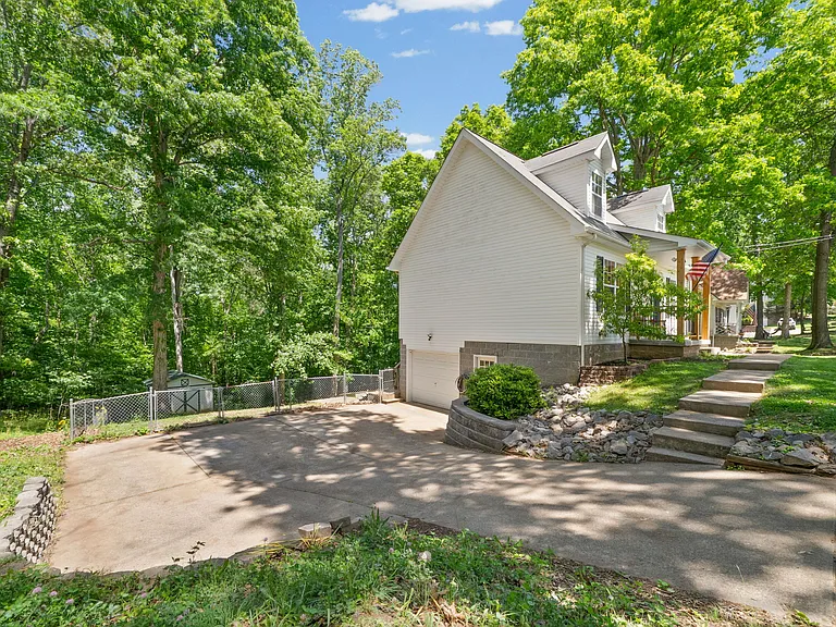 3328 Backridge Rd — Photo 24