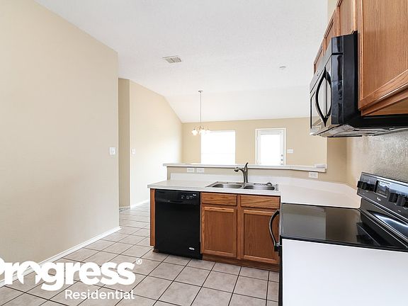 5th image of 2024 Northridge Dr