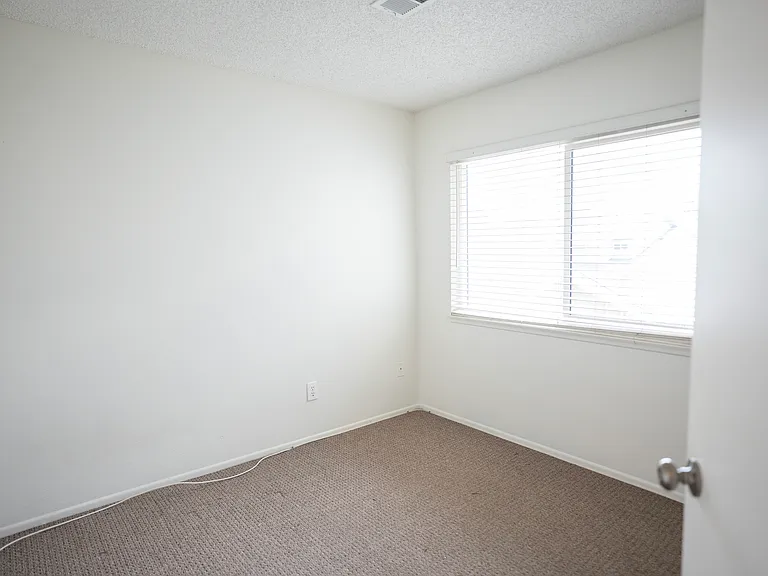 1511 Wailea St — Photo 28