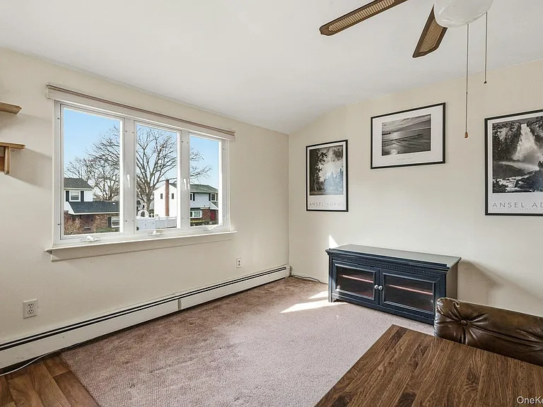 10 Leanore Dr — Photo 4