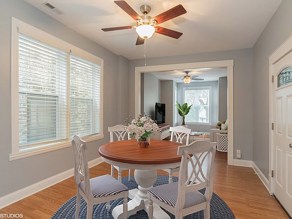 5th image of 2321 N Sawyer Ave #2