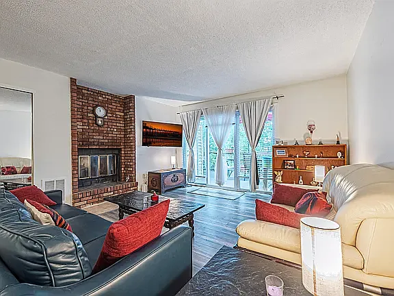 41 Seneca Dr #1062 — Photo 9