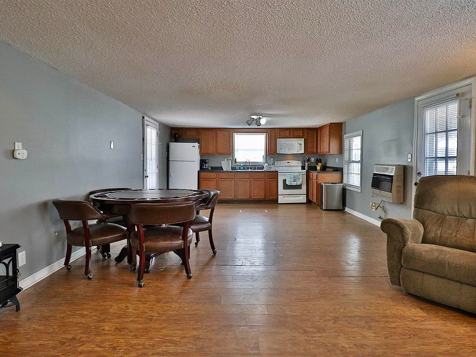 7th image of this home