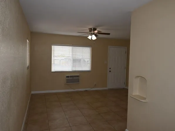 320 N 16th St #1, Las Vegas, NV 89101