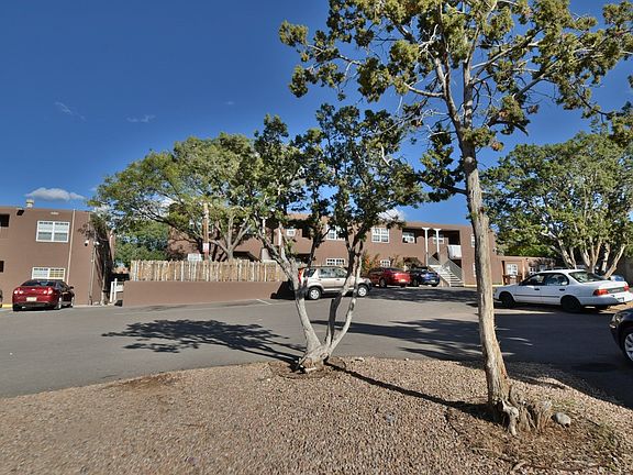 4th image of 3226 Rufina St