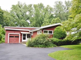 40 Landing Rd N, Rochester, NY 14625