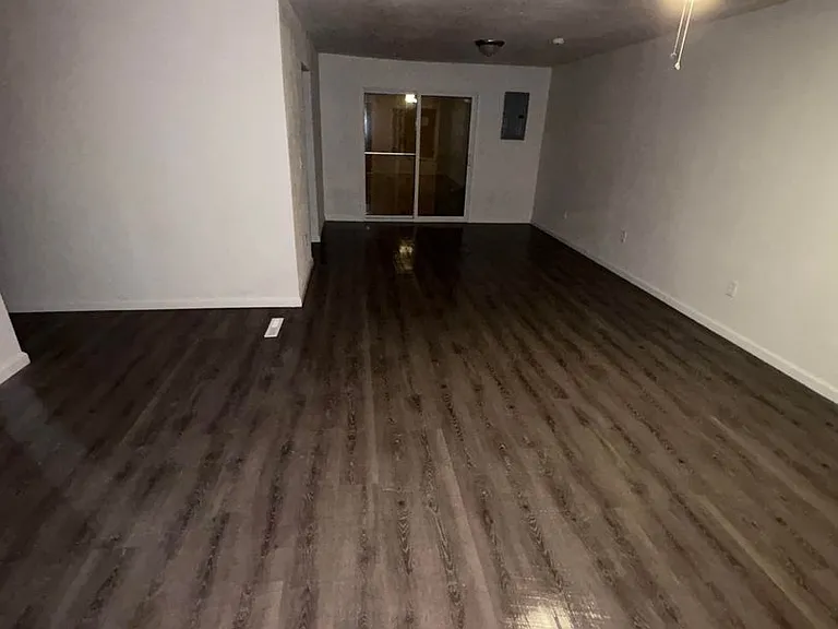 11 Westwood Dr — Photo 10